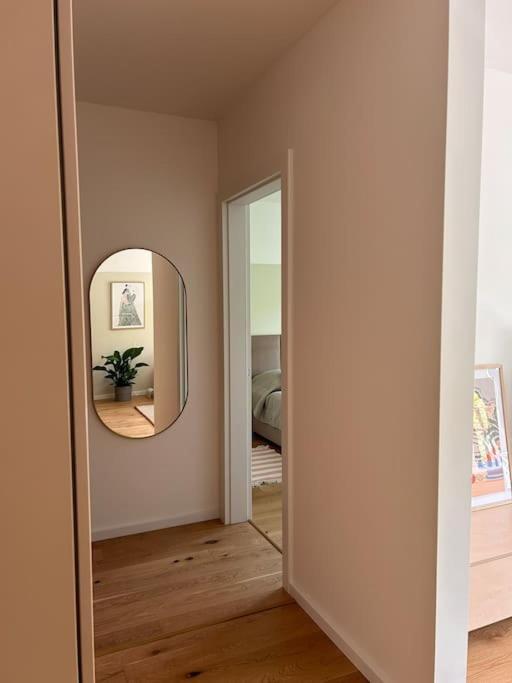 Apartment Zwirn, Free Parking, 24/7 Access Bratislava Dış mekan fotoğraf